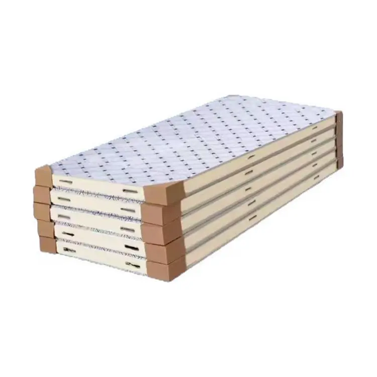 Izolačný panel typu háčika